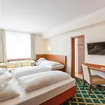 Mercure Center 酒店 3*