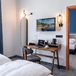 Mercure Center