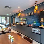 Mercure Center
