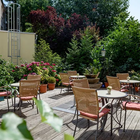 Mercure Center Hotel