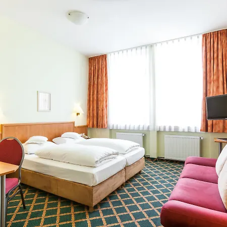 Hotel Mercure Center 3*