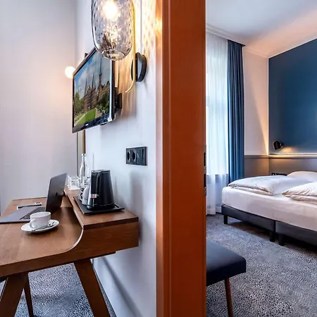 Mercure Center Hotel