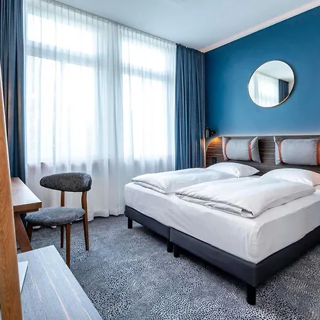 Mercure Center Otel 3*