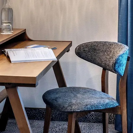 Mercure Center 3*