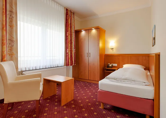 Mercure Center Hotel 3*