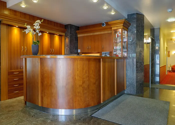 Mercure Center Hotel