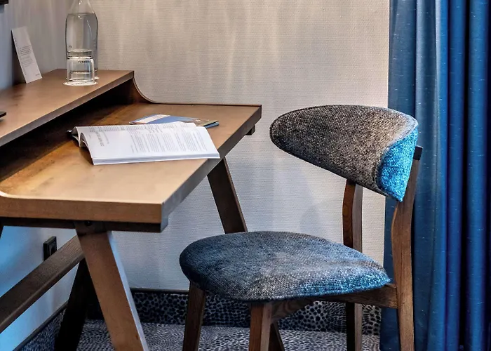 Mercure Center 3*